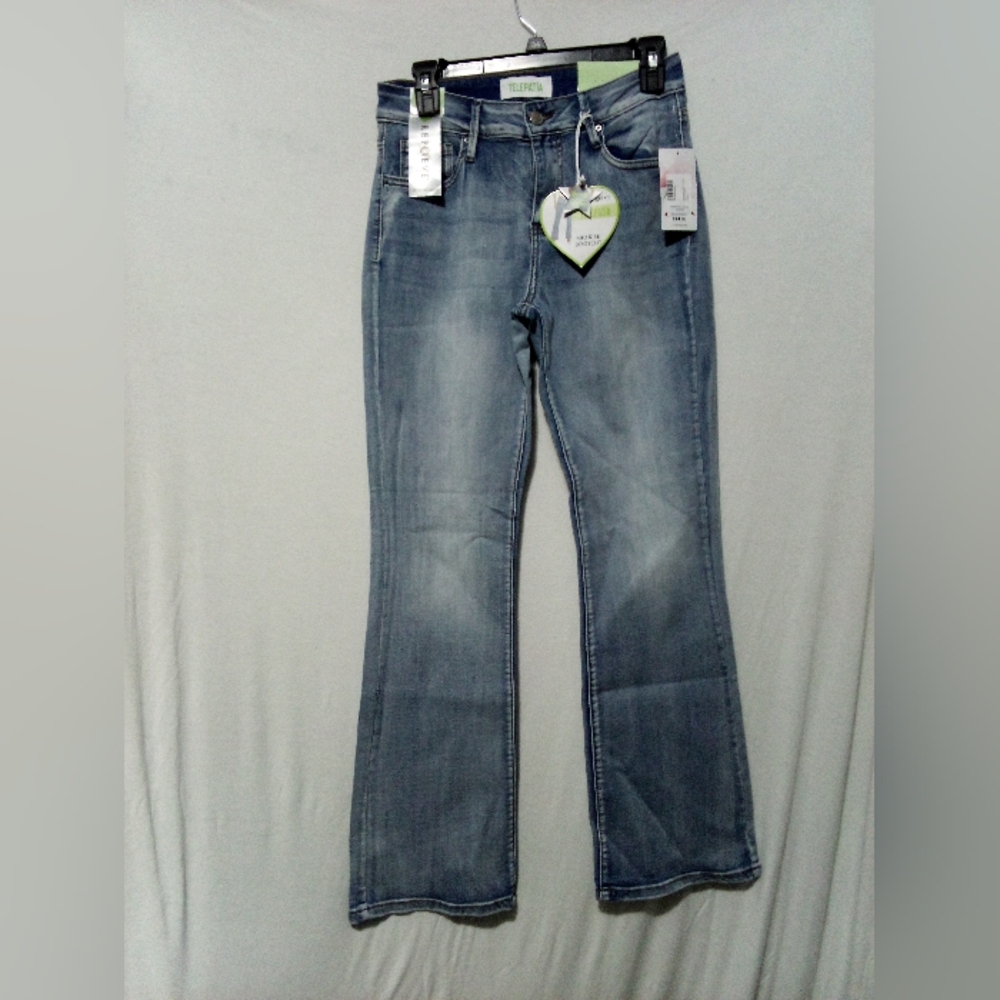 Juniors Blue Jeans